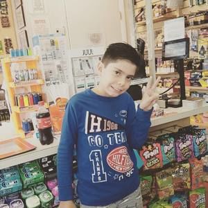 Meet your Posher, Elena micaela